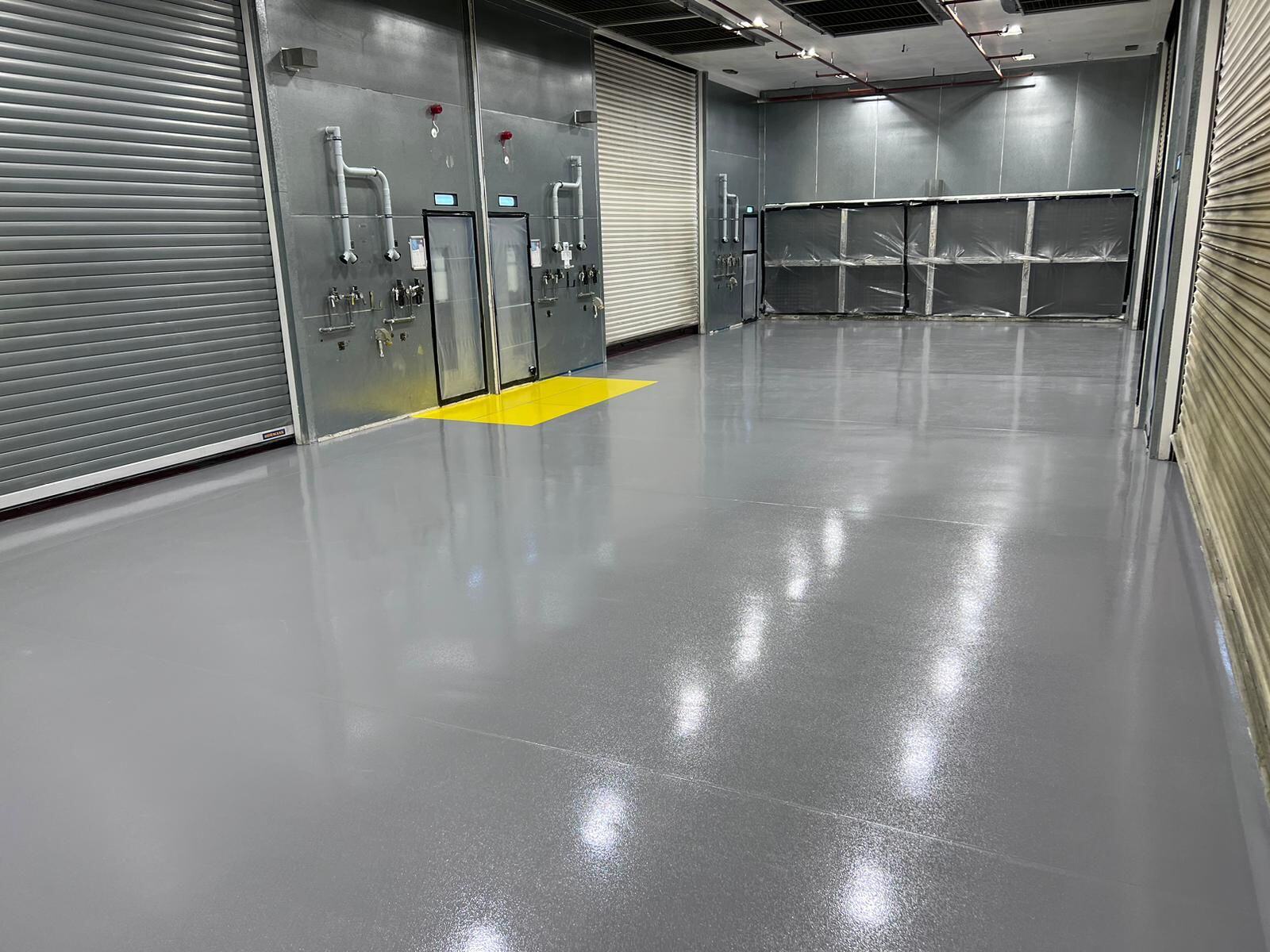 Slip-resistant resin flooring, newly applied to the industrial floor, makes it highly durable and resistant to impact, abrasion, and chemicals.